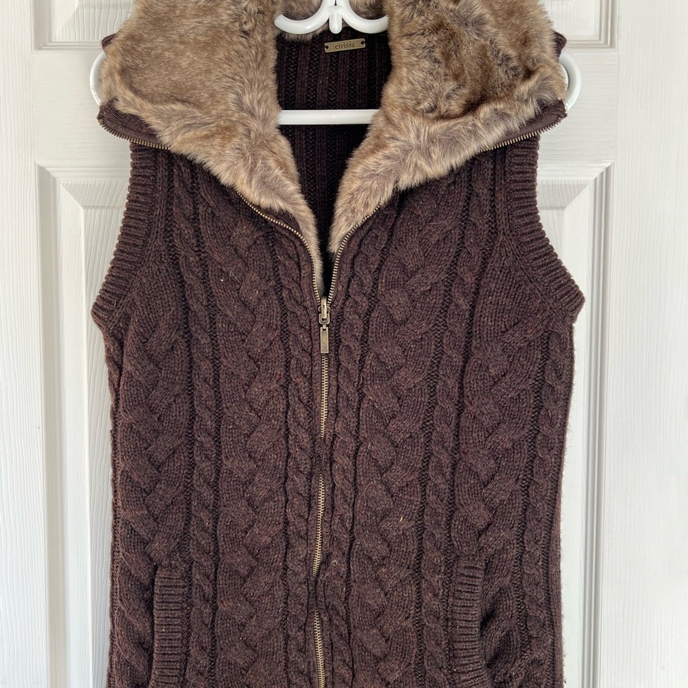 Brown Cable Knit Reversible Vest with Faux Fur Collar